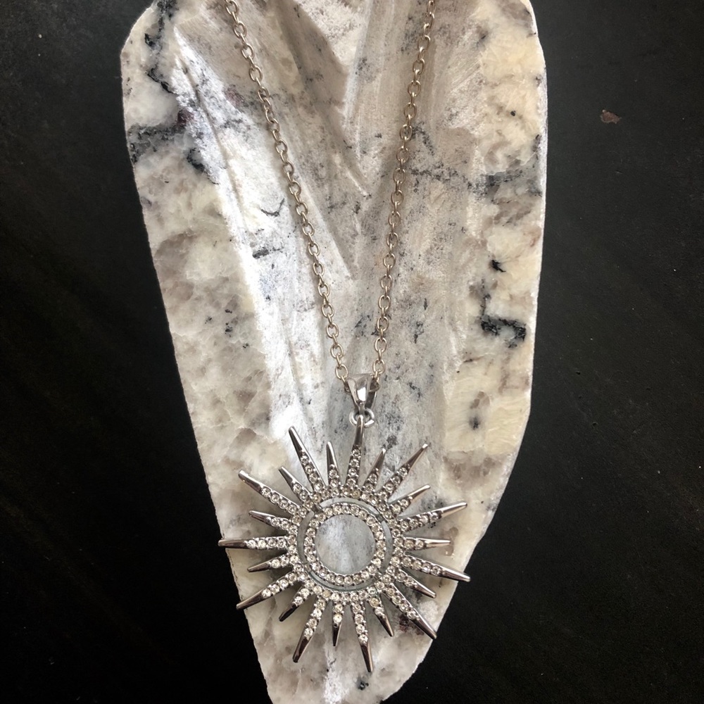 Starburst necklace
